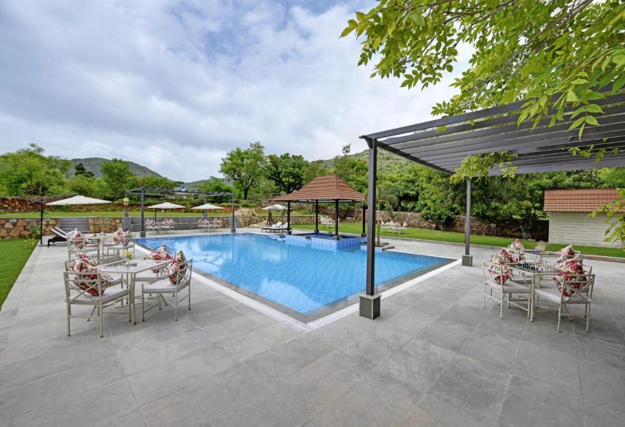 The Hunting Lodge Resort Udaipur - Villas & Pool Dabok Dış mekan fotoğraf