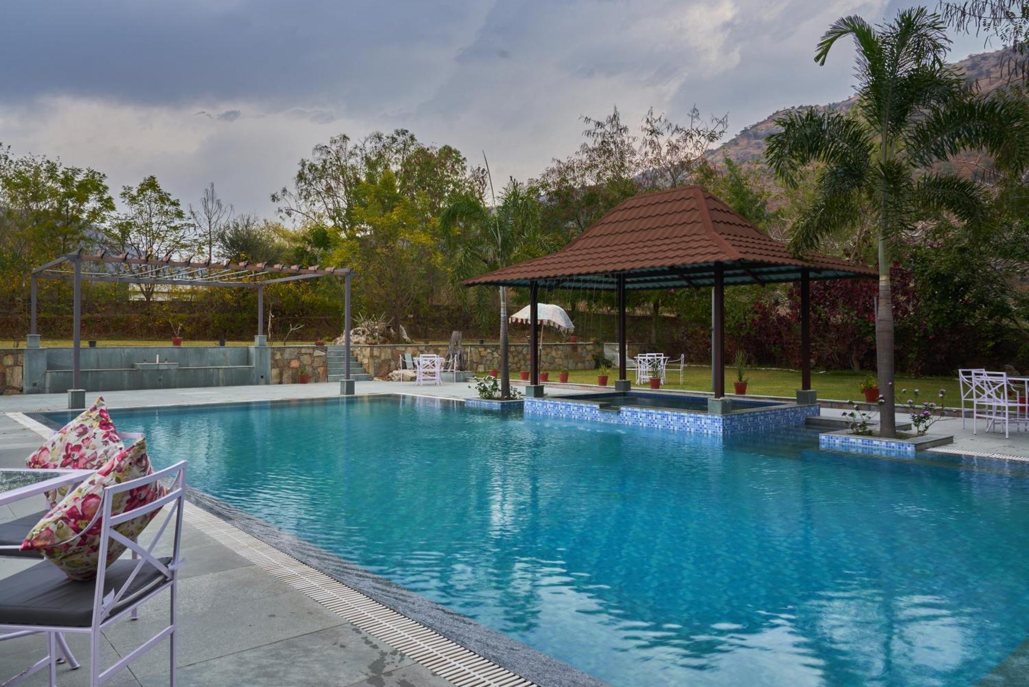The Hunting Lodge Resort Udaipur - Villas & Pool Dabok Dış mekan fotoğraf