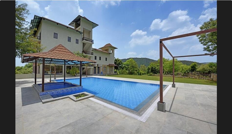 The Hunting Lodge Resort Udaipur - Villas & Pool Dabok Dış mekan fotoğraf